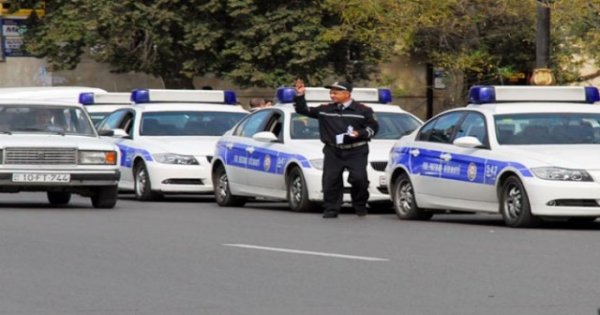 Yol polisi sürücülərə 21 günə 203 min cərimə yazıb - RƏSMİ RƏQƏMLƏR