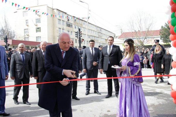 Sumqayıtda parkın təmirdən sonra açılışı olub: Tağıyevin büstü  qoyuldu -VİDEO + FOTOLAR