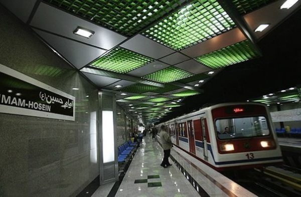 Tehranda üçüncü hücum: Metroda partlayış