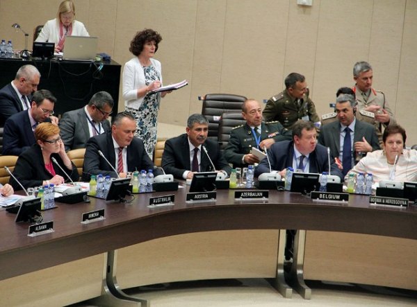 Zakir Həsənov NATO toplantısında - FOTOLAR