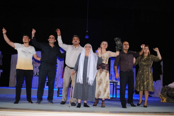 Sumqayıt teatrı yeni mövsümü "Ocaq" tamaşasının premyerası ilə açacaq – ANONS