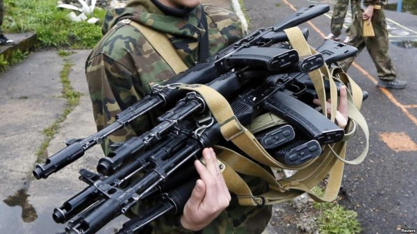 Rusiya müasir silahlar almaq üçün Ermənistana kredit verəcək