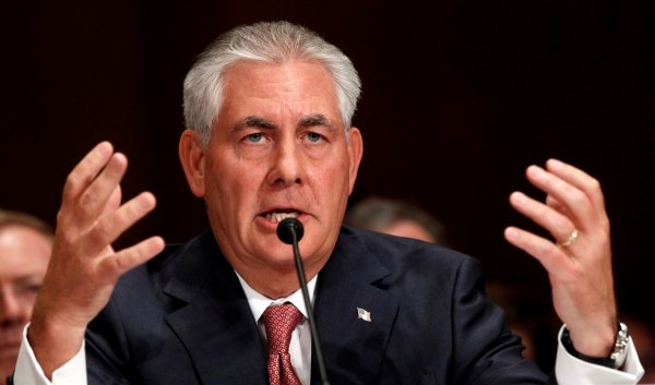 Ankarada ABŞ diplomatları saxlanıldı – Tillerson sübut tələb etdi