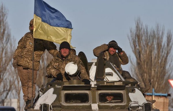 Donbasda döyüşlər başladı: İtkilər var