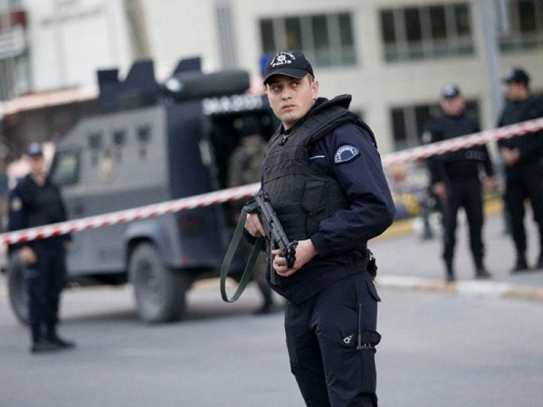İstanbulda İŞİD üzvü olan xarici vətəndaşlar saxlanıldılar