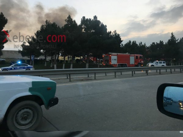 Sumqayıt Bakı yolunda kafe yandı - ÖZƏL FOTOLAR