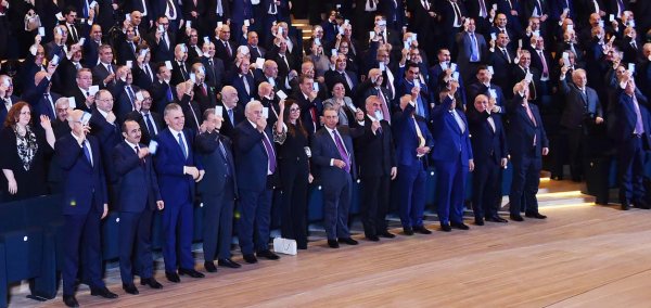 Prezident İlham Əliyev qurultayda hansı məsələlərə toxundu? – FOTOLAR
