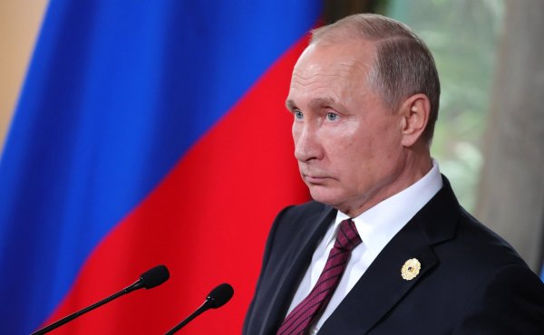 Vladimir Putin Rusiyanın unikal silahından danışıb