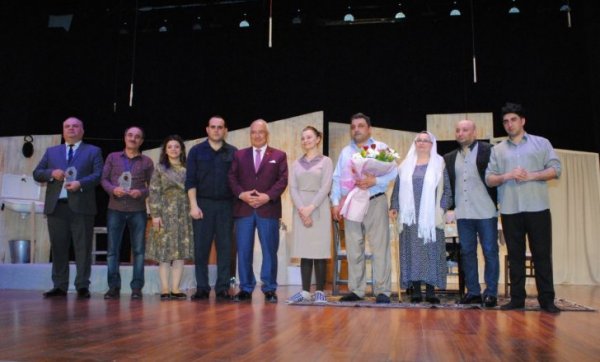 Sumqayıt Teatrı Türk Dünyası Teatr Festivalında – FOTOLAR