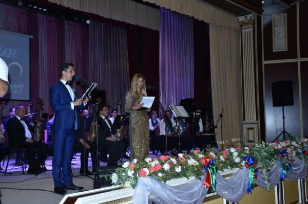 Sumqayıt Regional Mədəniyyət İdarəsinin Xalq Çalğı Alətləri Orkestri abşeronlular üçün konsert verib