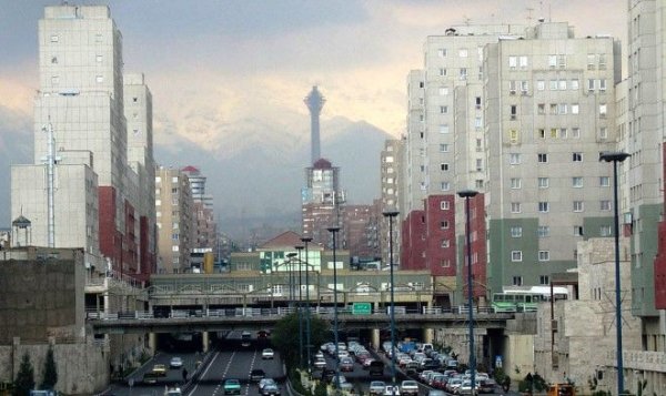 İran: ABŞ səfirlikləri ölkələri dağıdır