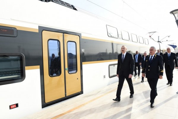 Prezident  Sumqayıt Dəmir Yolu Vağzalı Kompleksinin açılışında - FOTOLAR