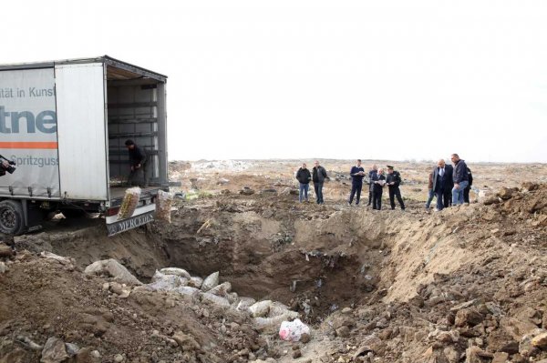 Sumqayıtda 26 ton kartof məhv edildi - FOTO