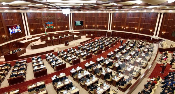 Milli Məclisin növbəti plenar iclasının vaxtı açıqlandı - 21 məsələ daxildir