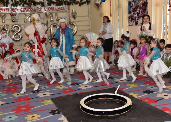 Zakir Fərəcov uşaqların bayram şənliyində – FOTOLAR
