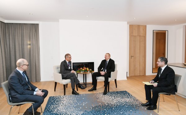 Prezident  Davosda “Procter and Gamble Europe” şirkətinin prezidenti ilə görüşüb