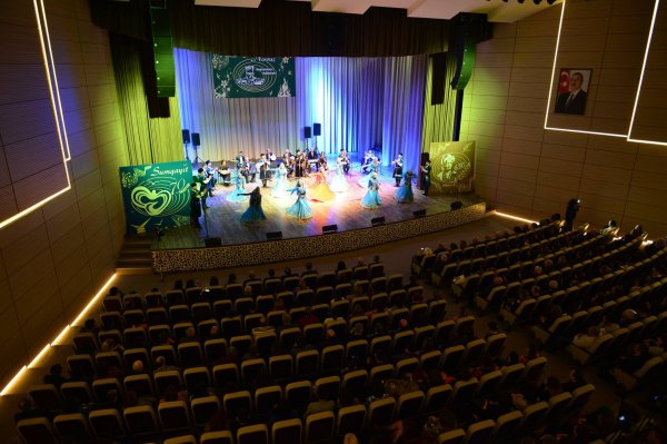 Sumqayıtda bayram konserti keçirildi - FOTOLAR