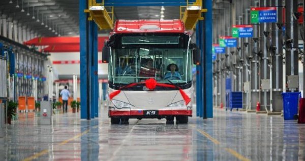 Azərbaycanda avtobus istehsalı zavodunun tikintisinə başlanılır