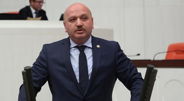 Türk deputat İrəvanda erməniləri susdurdu: “Qarabağ Azərbaycanındır”