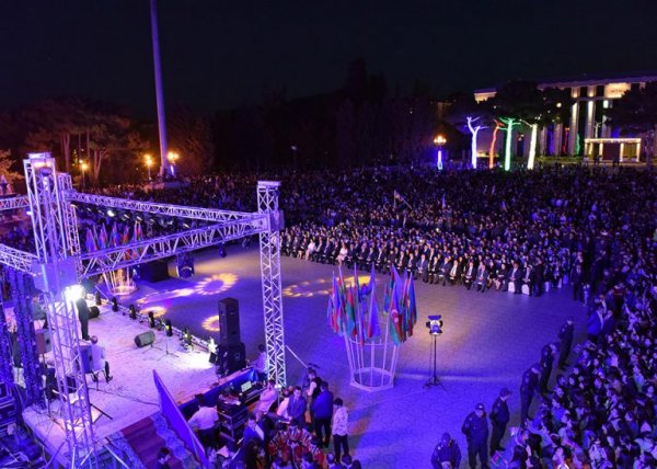 Sumqayıtda möhtəşəm konsert – VİDEO(FOTOLAR)