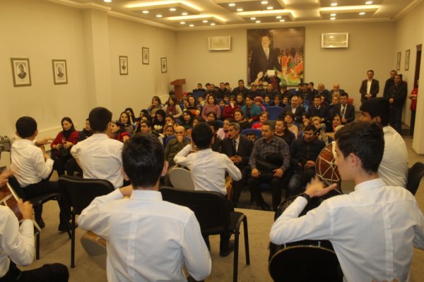 Xırdalan şəhər Musiqi məktəbinin kollektivi İsmayıllıda konsert proqramı ilə çıxış edib - FOTOLAR