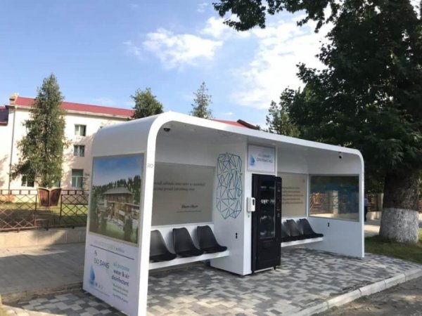 Azərbaycanda ilk: Bio smart dayanacaq, pulsuz wifi və mini bar - FOTOLAR
