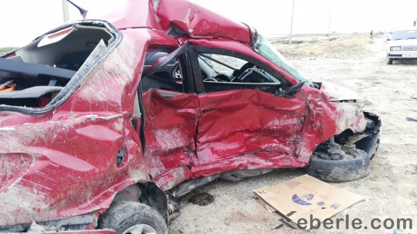 Sumqayıtda iki avtomobil toqquşdu: ölən və yaralanan var -FOTOLAR (YENİLƏNİB)