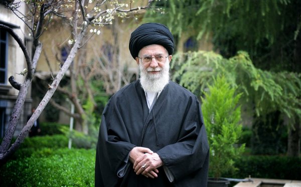 "Ermənistan işğal etdiyi əraziləri Azərbaycana qaytarmalıdır" - İranın dini lideri