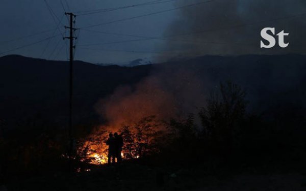 Ermənilər Laçında da evləri yandırır - Fotolar