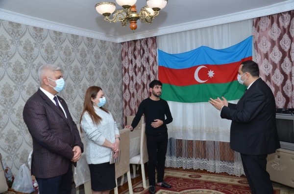 Sumqayıtda qazilərlə bağlı işçi qrup yaradılıb, ailələr ziyarət olunur - FOTOLAR