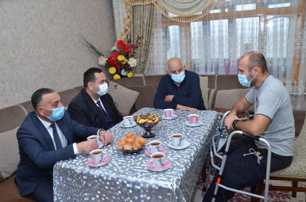 Sumqayıtda qazilərlə bağlı işçi qrup yaradılıb, ailələr ziyarət olunur - FOTOLAR
