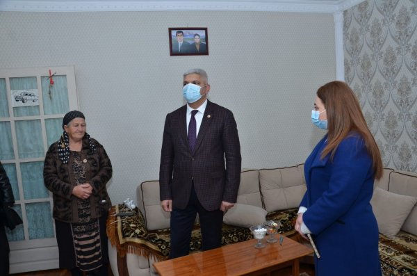 Sumqayıtda qazilərlə bağlı işçi qrup yaradılıb, ailələr ziyarət olunur - FOTOLAR