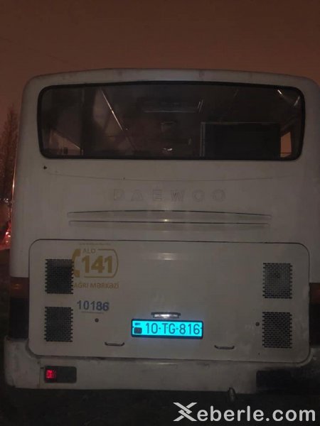 Sumqayıtda avtoxuliqanlıq edən avtobus sürücüsü saxlanılıd - VİDEO (FOTO)