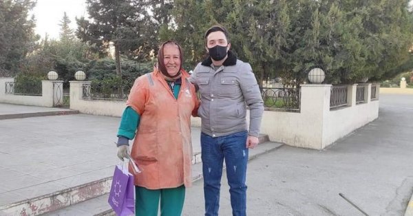 Sumqayıtlı gənclərdən maraqlı “8 mart” təşəbbüsü – FOTOLAR