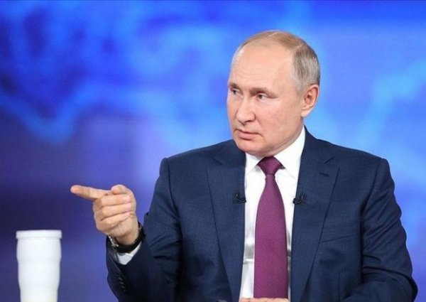 Putin ölkədə baş verən yanğın və daşqınların səbəbini açıqladı