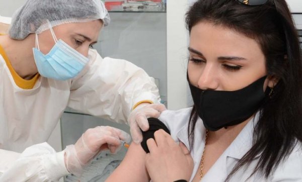Sumqayıtda bu poliklinikada 47000 sakin vaksinasiya olunub - VİDEO