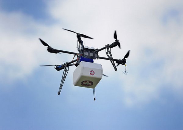 PUA-larla bağlı yenilik: Dərmanları dronlar çatdıracaq - VİDEO