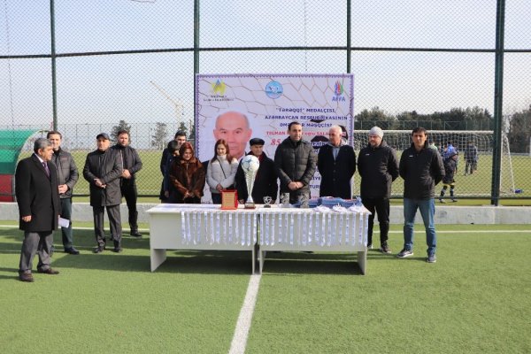 Sumqayıtda mini-futbol turnirinin qalibi məlum oldu - FOTOLAR