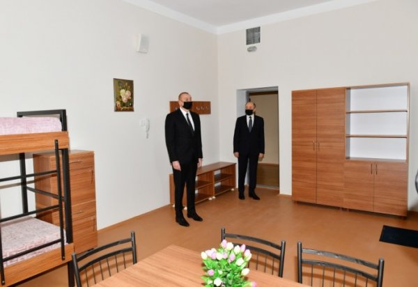 Prezident penitensiar müəssisələrdə yaradılan şəraitlə tanış oldu - FOTOLAR