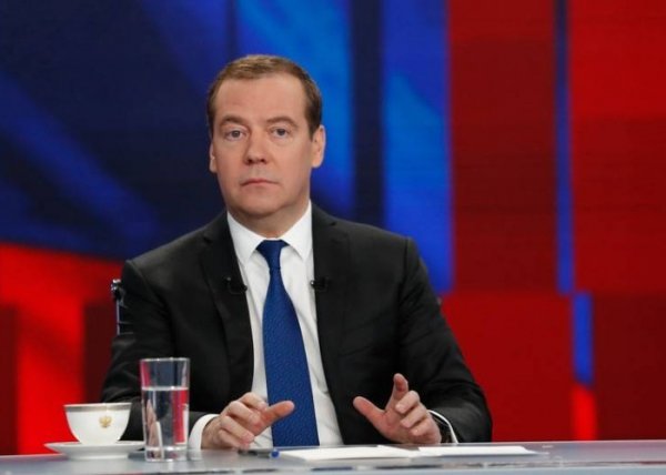 "Rusiya yalnız dost ölkələrə məhsul ixrac edəcək" - Medvedev