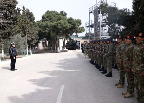 Komandan "Efes-2022"də iştirak edəcək heyəti yoxladı
