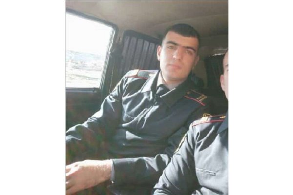 Sumqayıtda intihar edən keçmiş polisin  FOTOSU