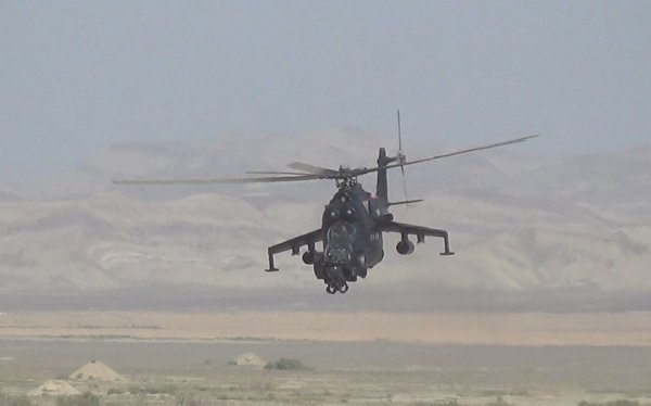 Azərbaycan Ordusunun helikopterləri təlim keçirib