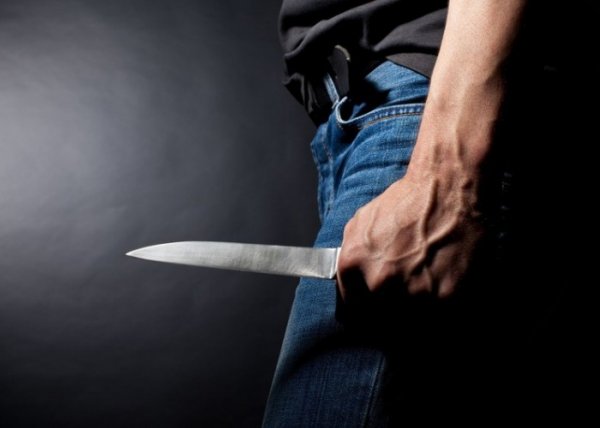 Sumqayıtda 24 yaşlı oğlan bıçaqlandı