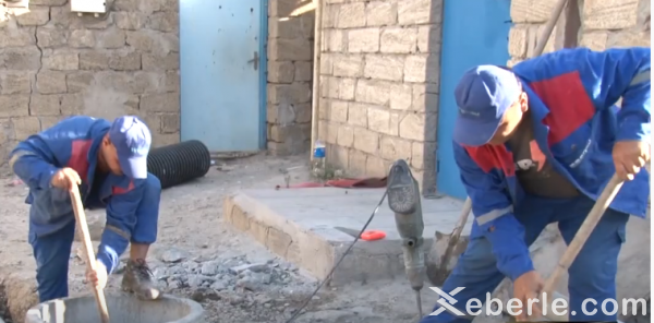 Sumqayıtda istismara yararsız kanalizasiya boruları yenilənir - VİDEO