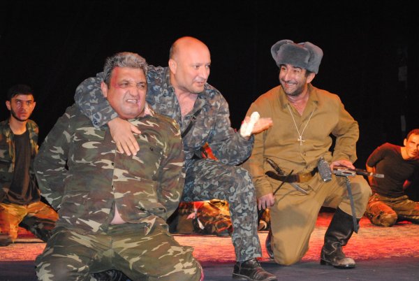 Sumqayıt teatrında 54-cü mövsümdə "Missiya"sı - FOTOLAR