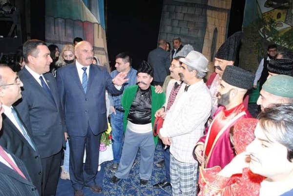 Sumqayıt Dövlət Dram Teatrında "O olmasın, bu olsun" -FOTOLAR