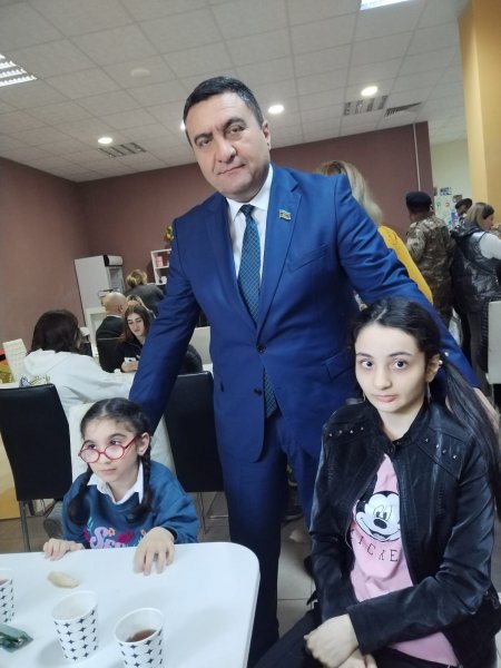 Deputat Müşfiq Məmmədli “Özümüzü kəşf edək” layihəsinin təqdimat mərasimində iştirak edib - FOTO