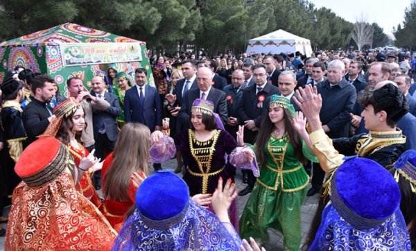 Sumqayıtda Novruz bayramı münasibətilə ümumşəhər tədbiri keçirilib - FOTOLAR