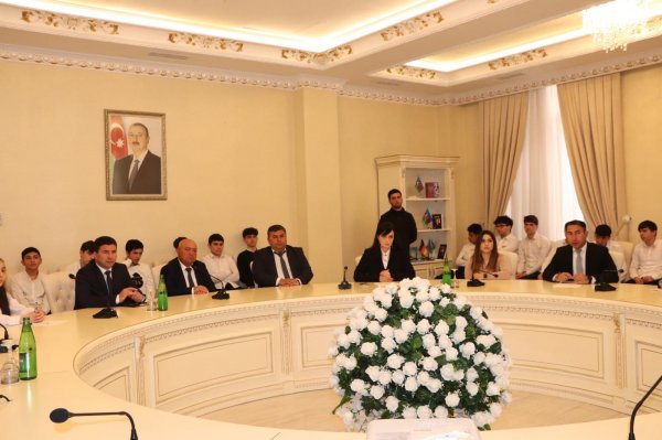 Sumqayıtda “Heydər Əliyev irsi” adlı dəyirmi masa keçirilib - FOTO
